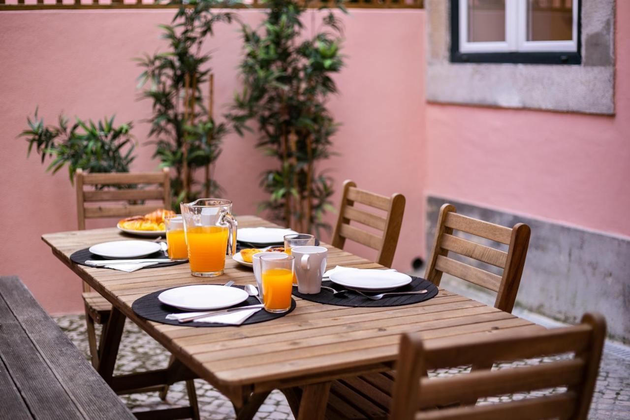 Appartamento Cozy Tailor Made With A Refreshing Terrace Lisbona Esterno foto